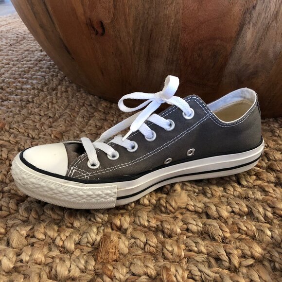 Gray Converse Sneakers, Women's Size 9 - Picture 5 of 13